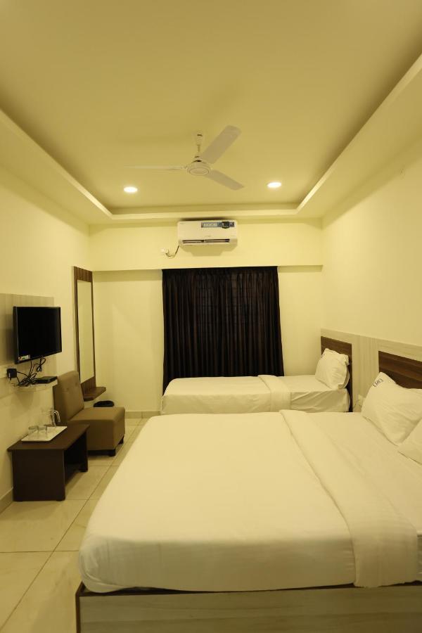 Hotel Sigma Suites Bangalore Buitenkant foto