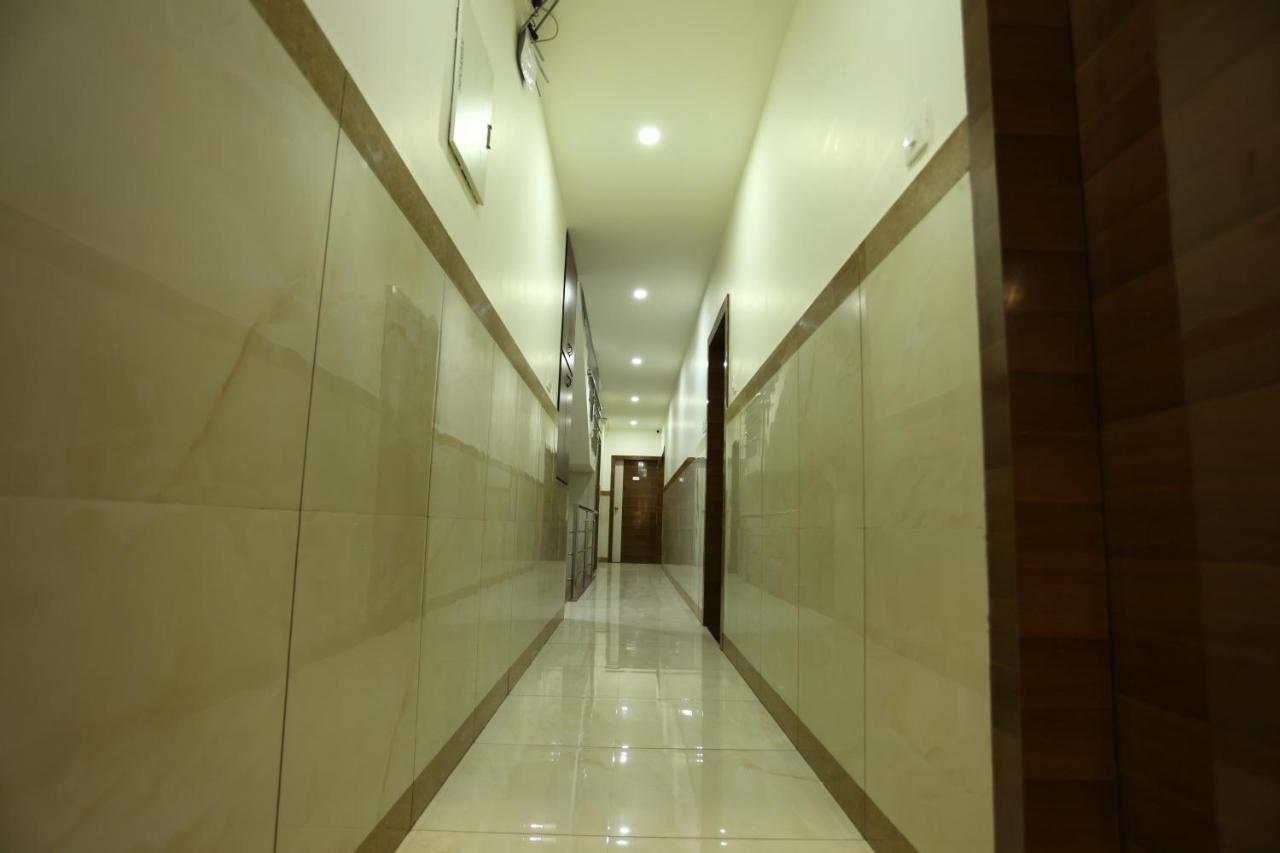 Hotel Sigma Suites Bangalore Buitenkant foto