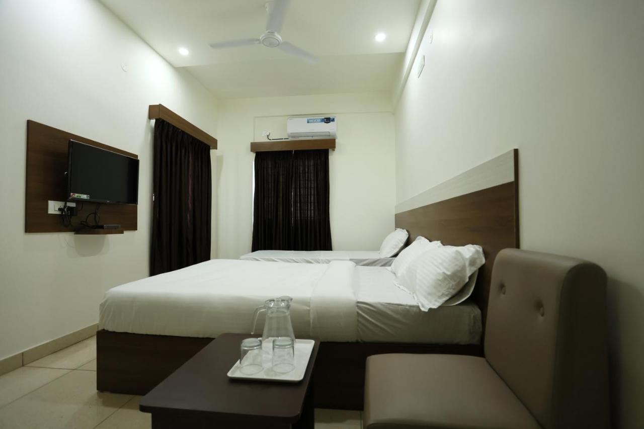 Hotel Sigma Suites Bangalore Buitenkant foto