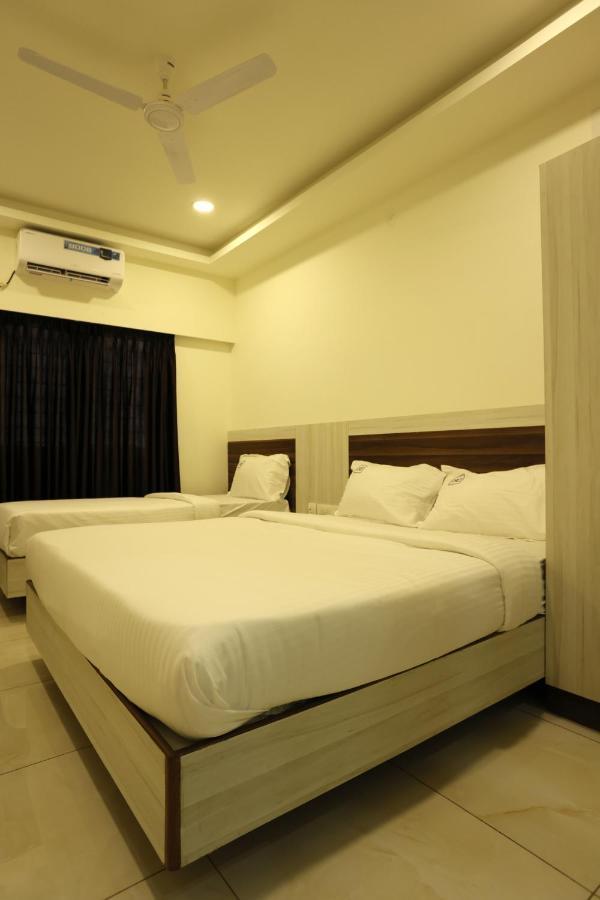 Hotel Sigma Suites Bangalore Buitenkant foto